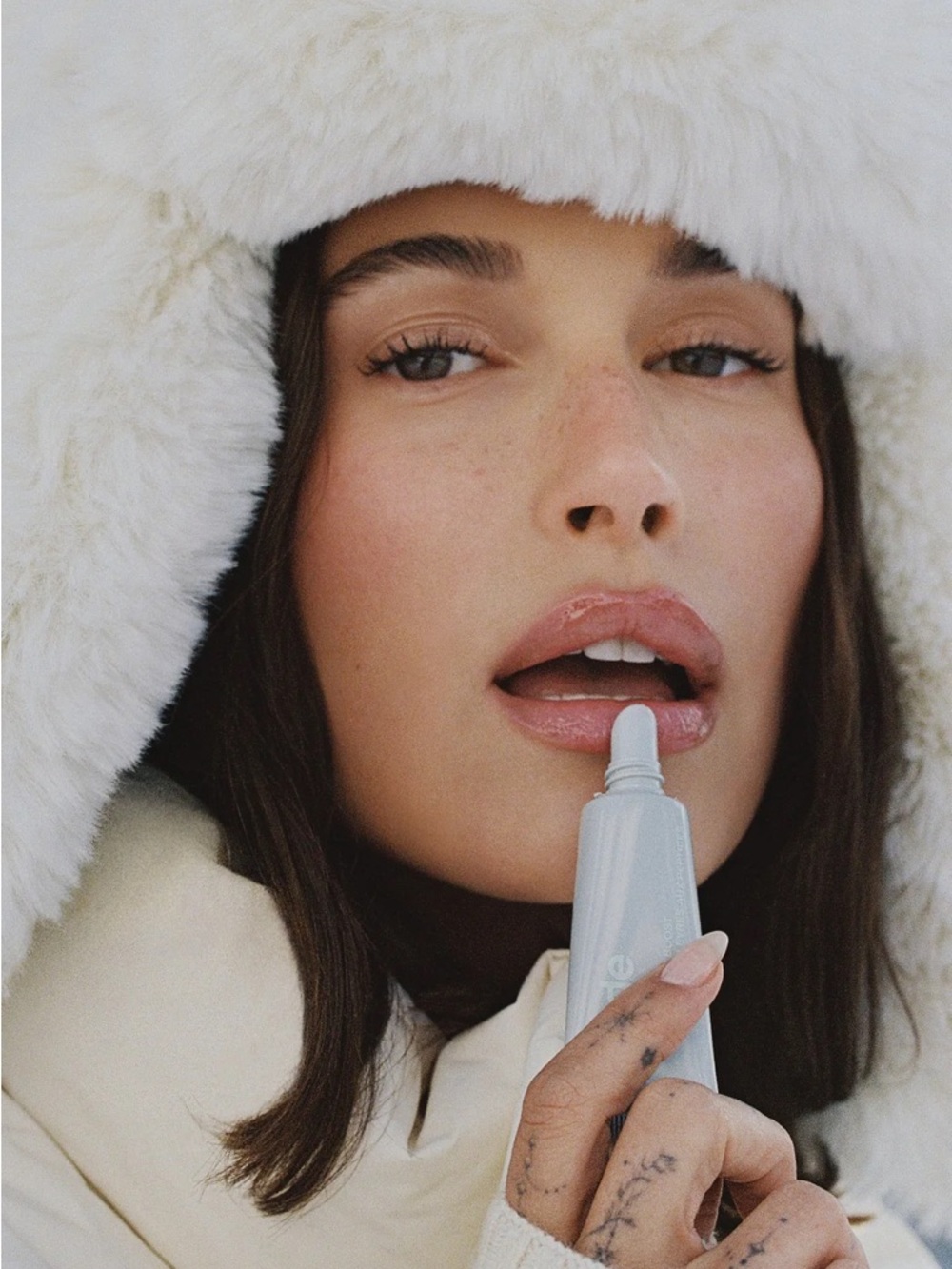 RHODE Peptide Lip Boost Hydrating Lip Treatment in Sugarmint - BNIB 💋 - Picture 2 of 4
